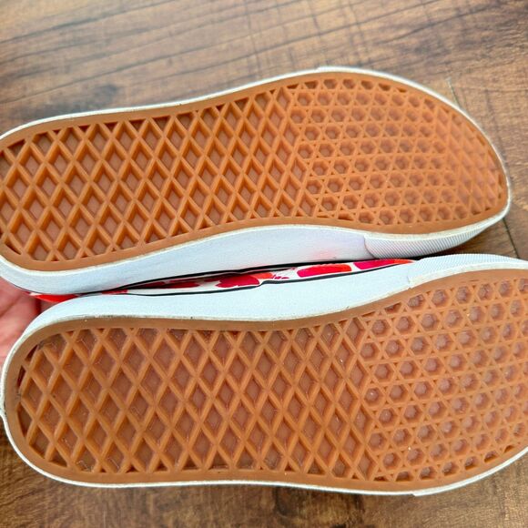 Vans Low Womens Size 9 / Mens 7.5 Valentines Heart Low Top Sneakers Skate Shoes - Picture 5 of 7
